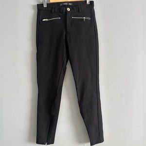 Zara trafaluc skinny pants with zipper closures on ankles black size SMALL